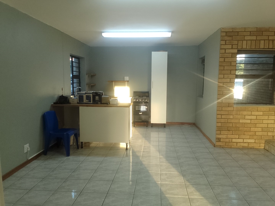 To Let 4 Bedroom Property for Rent in Sedgehill Western Cape